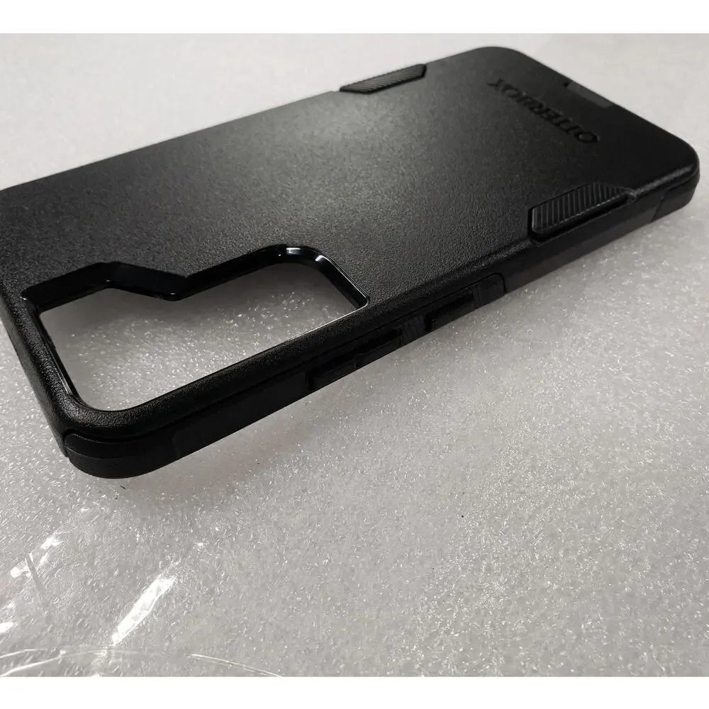 OtterBox Commuter Series Case for Samsung Galaxy S22 - Black Protective Cover